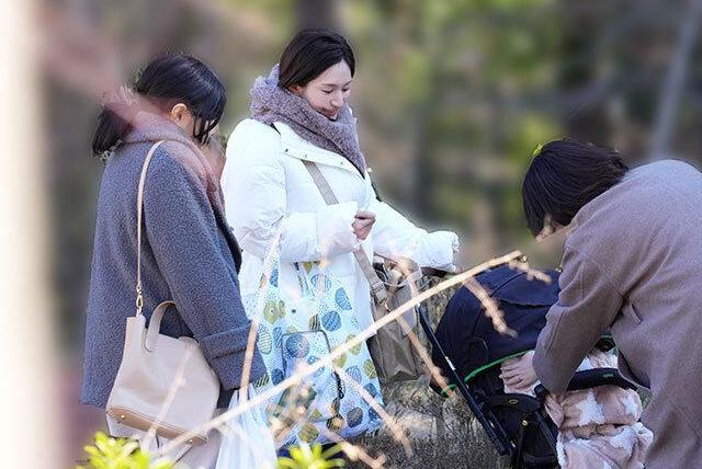 借金取り立て鬼畜男たちに犯される巨乳妻…家族の傍で声我慢中出しレ×プ地獄に悶絶アクメ連発♡